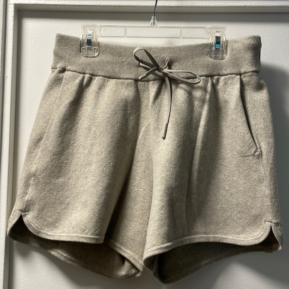 Lululemon Cotton Cashmere Knit HR Short 4”